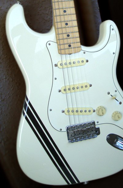 ソリッド・BLACK