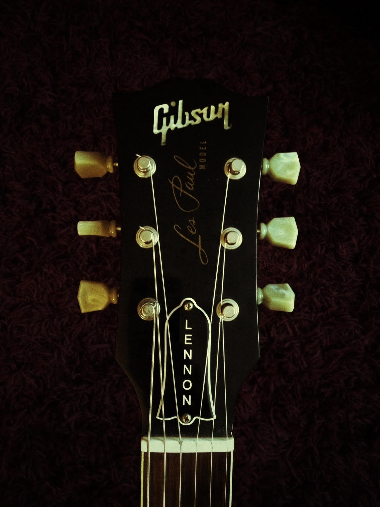 Gibson トラスロッドカバー